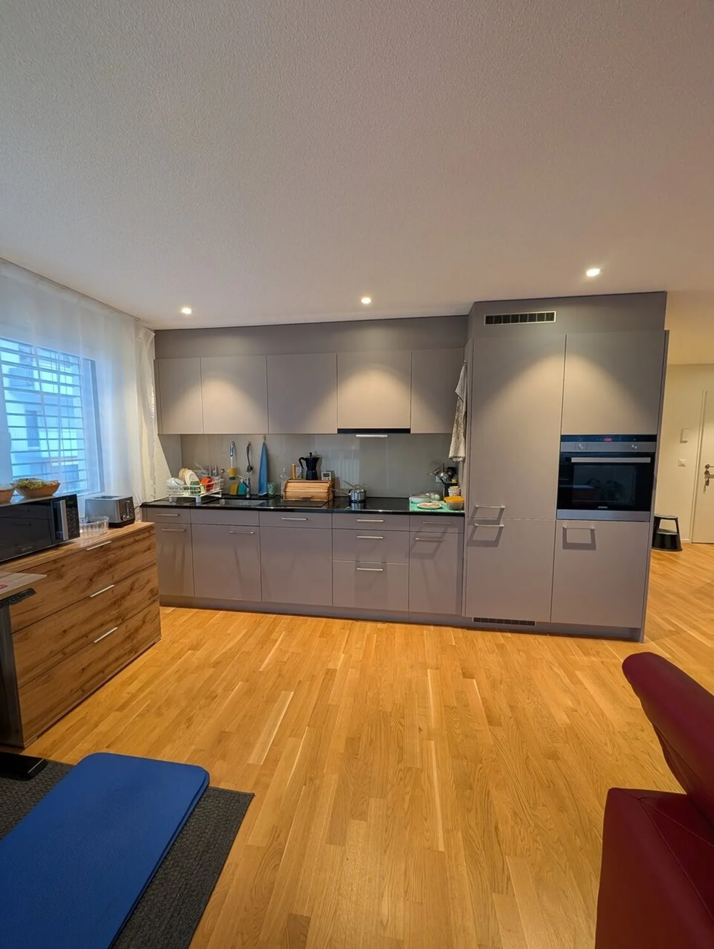 Modern 2.5 room apartment with private washing tower - Photo 2 of 10