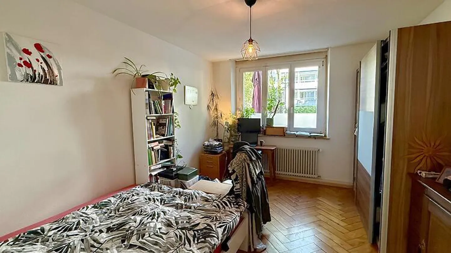 1½ ROOM APARTMENT IN ZURICH - DISTRICT 8 RIESBACH, FURNISHED, TEMPORARY - Photo 3 of 7