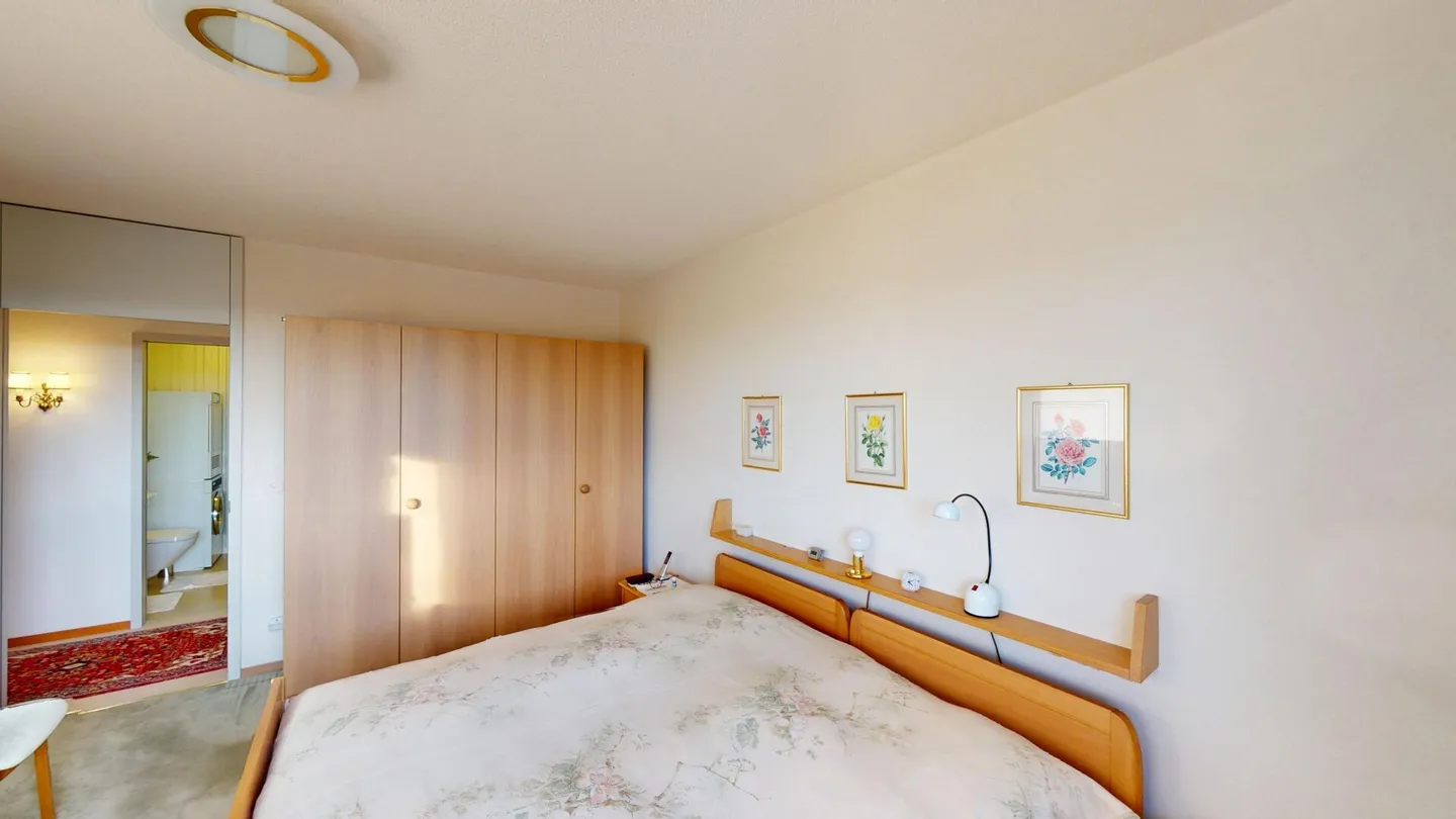 5½ Room Apartment with a View in a Family-Friendly Location - Photo 8 of 12