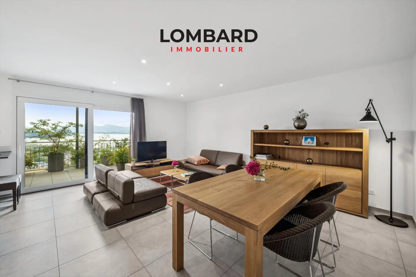 Magnifico appartamento di 2,5 stanze con vista panoramica sul lago - Foto 2 di 7