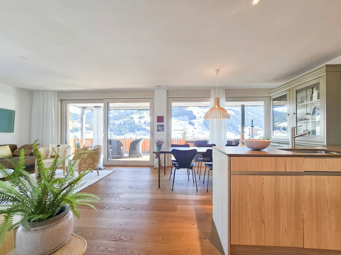 Only as primary residence - Modern 4.5 room apartment on the 1st floor - Photo 3 of 23