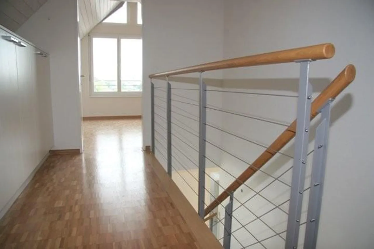 Exclusive 4.5-room maisonette apartment near S-Bahn - Photo 7 of 9