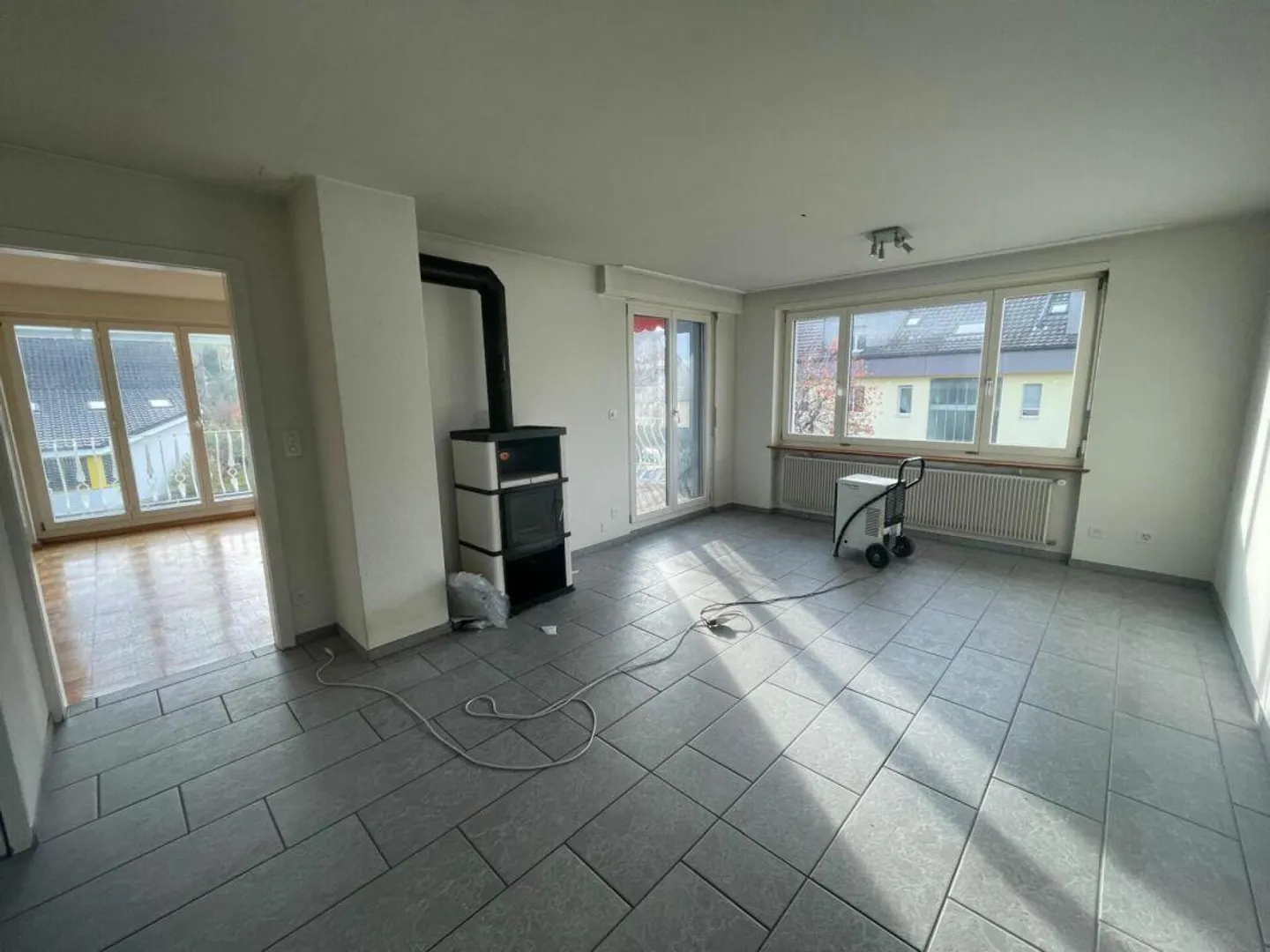 Property versatile use and great potential - Photo 2 of 11