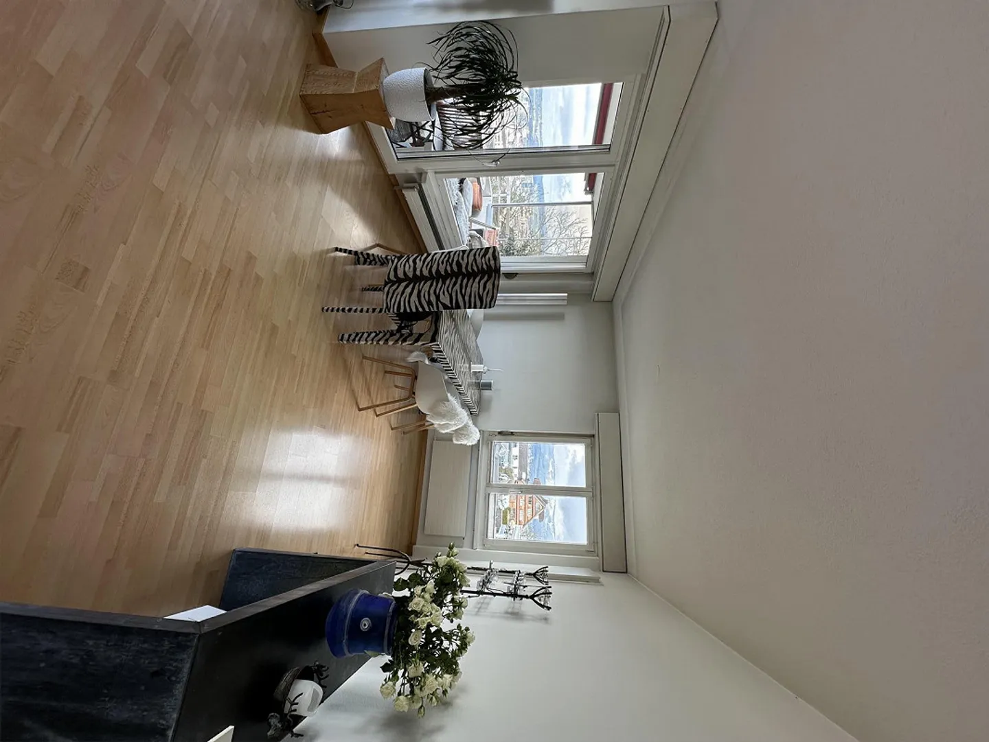 Helles Apartment mit Seesicht - Foto 2 von 8