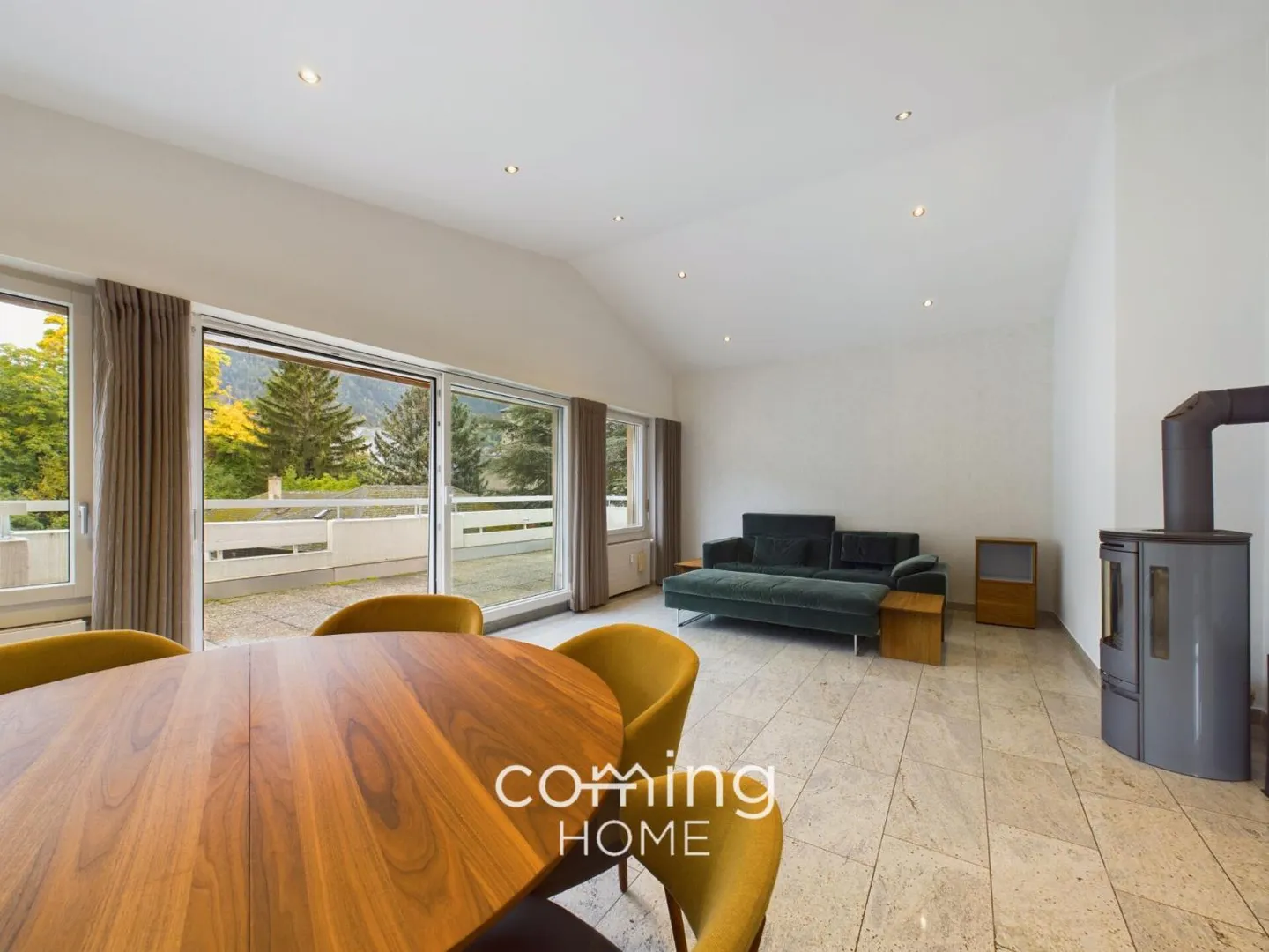 Luxuriöse Attikawohnung mit Terrasse - Foto 2 von 13