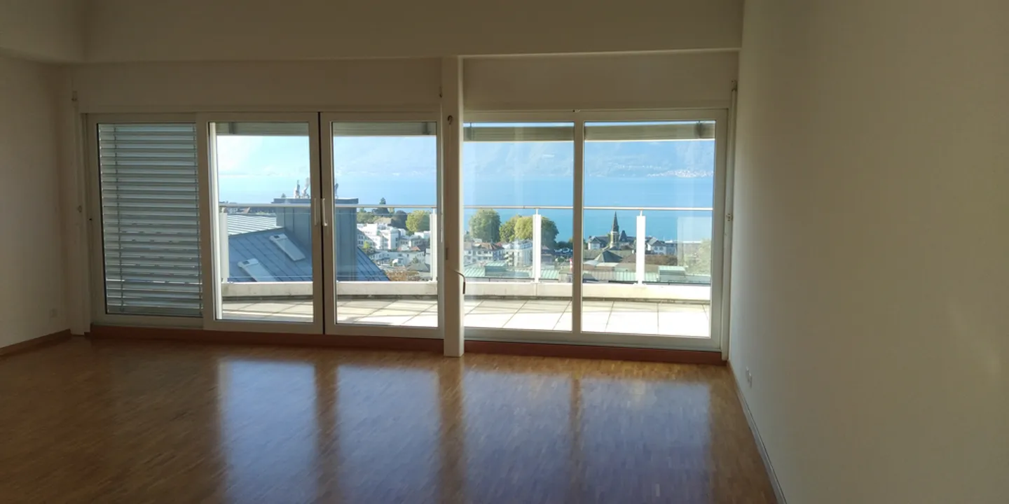 3.5 Room Apartment - Photo 4 of 5