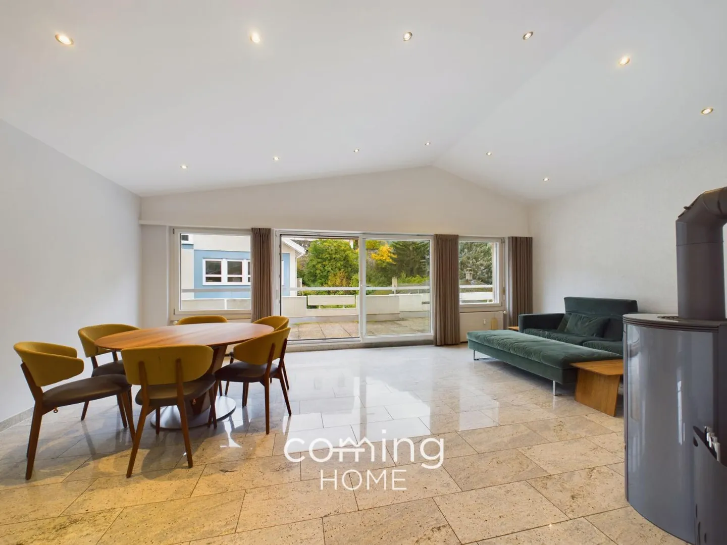 Luxuriöse Attikawohnung mit Terrasse - Foto 6 von 13