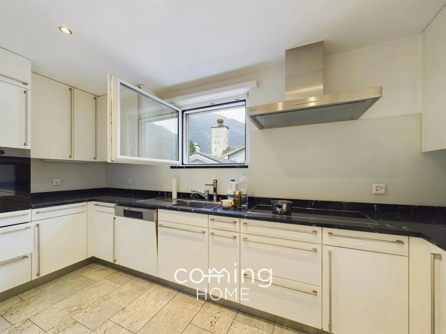 Luxuriöse Attikawohnung mit Terrasse - Foto 7 von 13