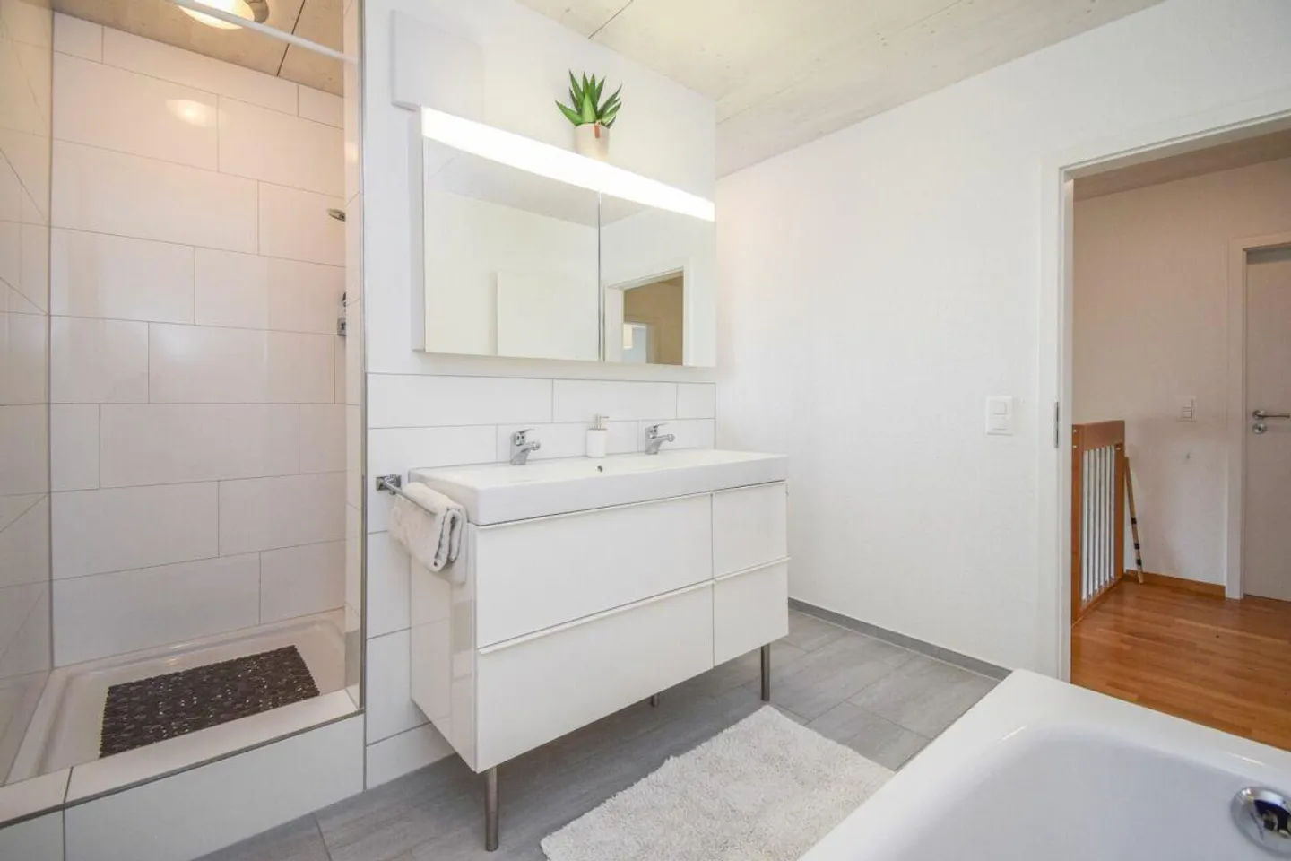 Maison semi-détachée dans un emplacement familial à Riedt près d'Erlen - Photo 16 sur 23