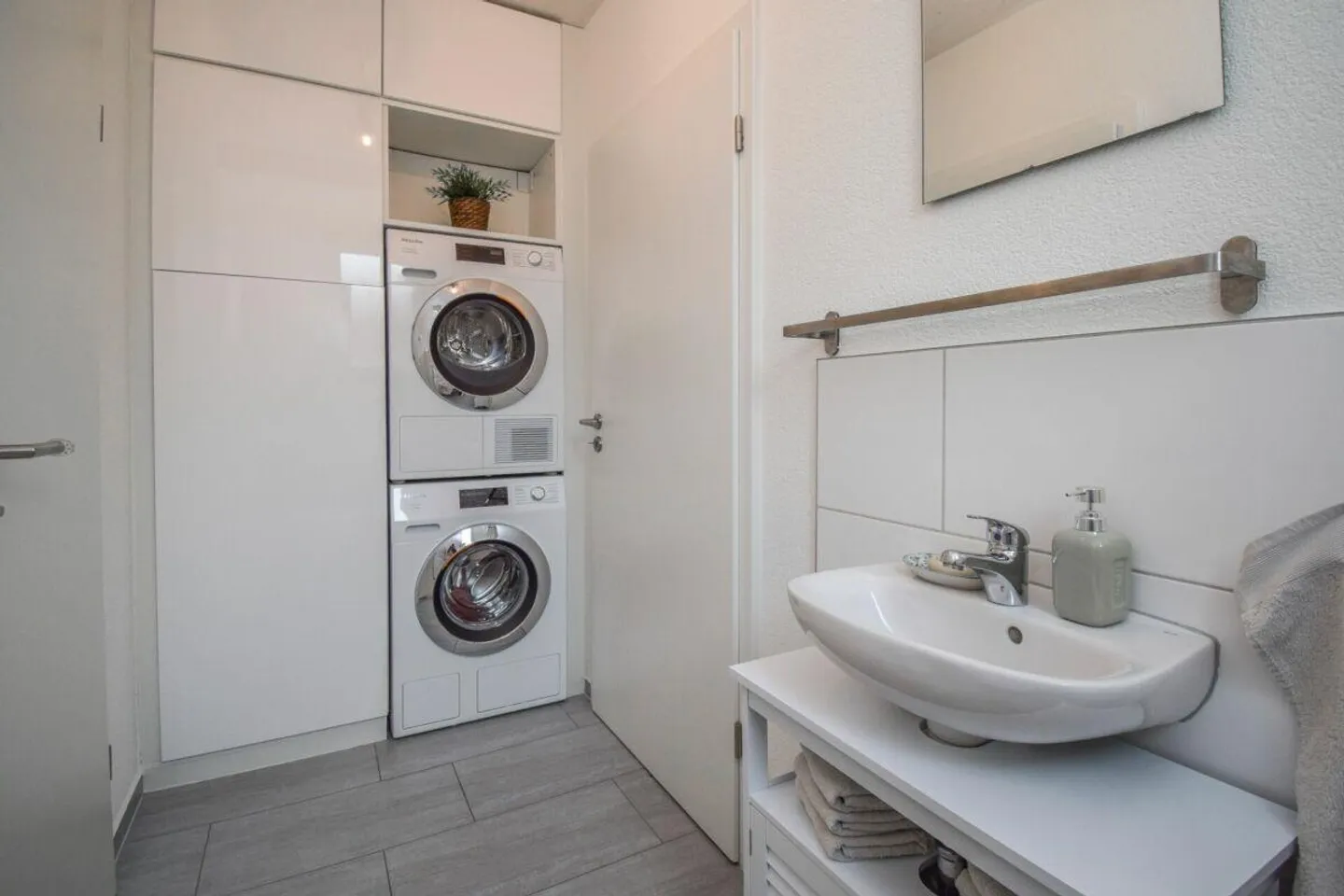 Maison semi-détachée dans un emplacement familial à Riedt près d'Erlen - Photo 9 sur 23