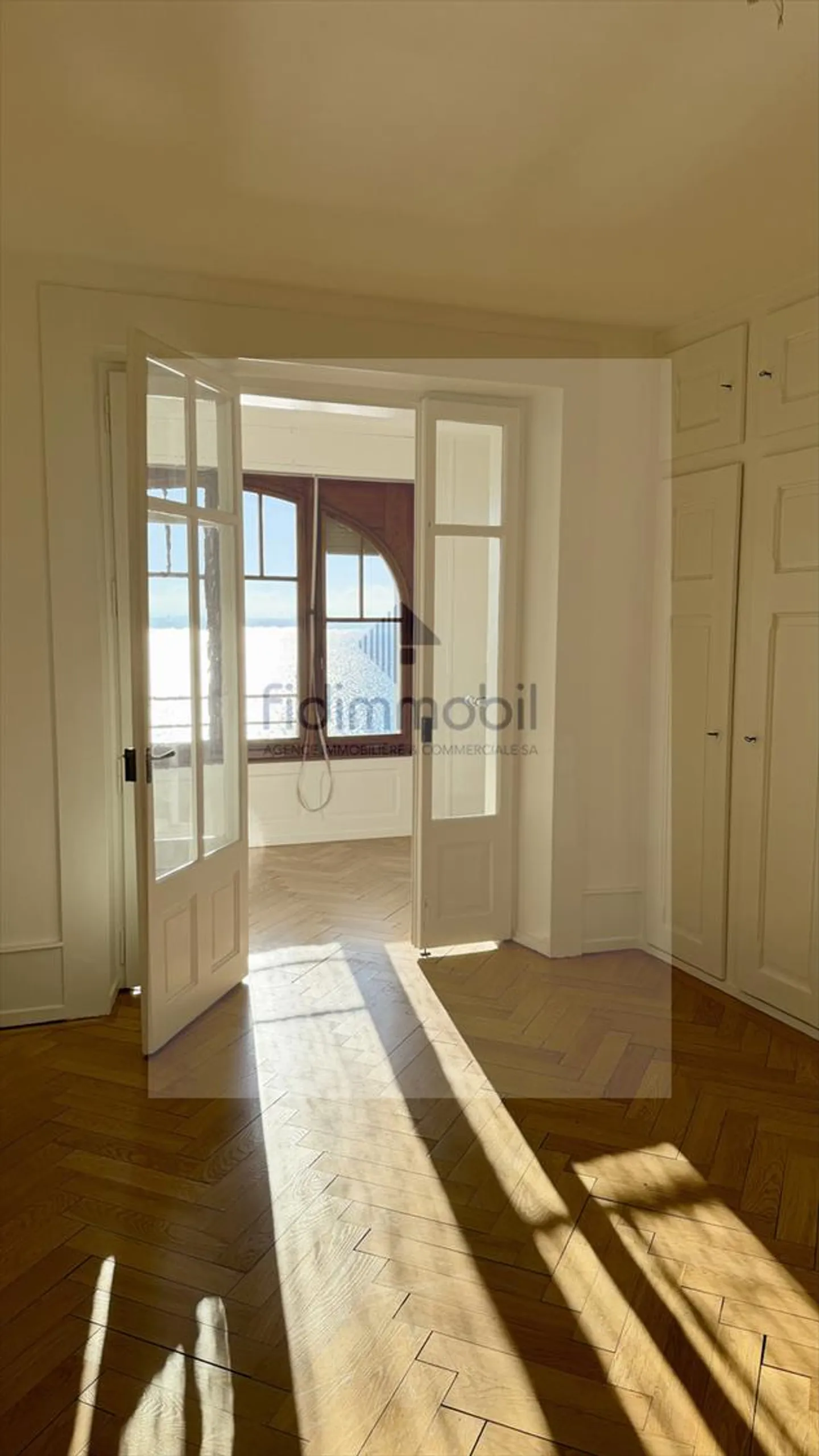 Appartement à louer - Photo 2 sur 13