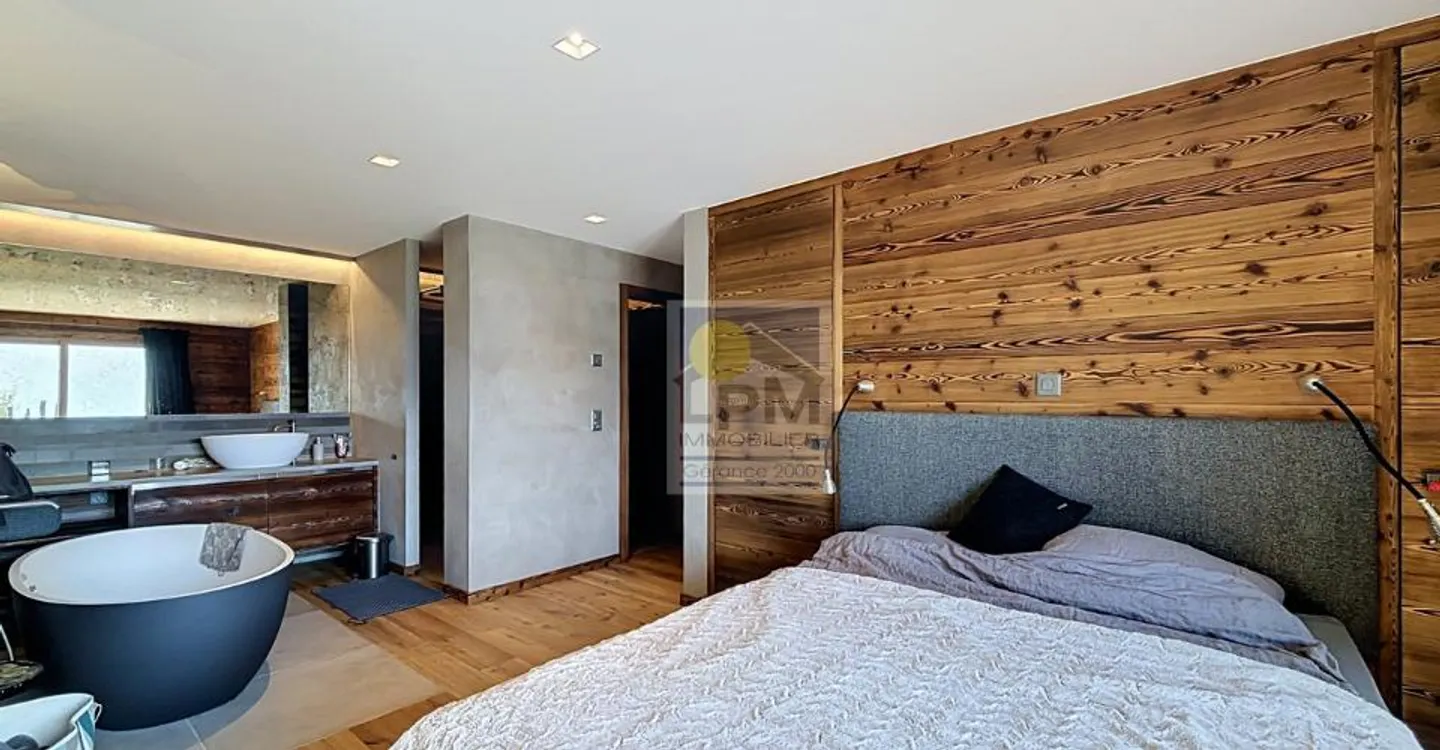 Exceptional Chalet – Luxury, Elegance and Panorama in the Heart of the Alps - Photo 7 of 12