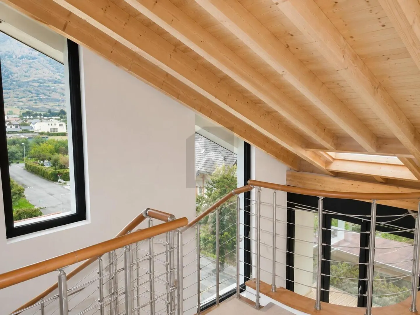 PENTHOUSE, LICHT, RAUM UND AUSGEZEICHNETE VOLUMEN - Foto 5 von 6