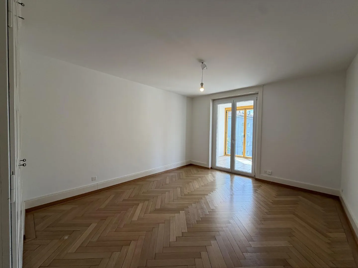 01596 - Appartement 3½ pièces - AV. BEAUREGARD 32 - FRIBOURG - Photo 3 sur 8
