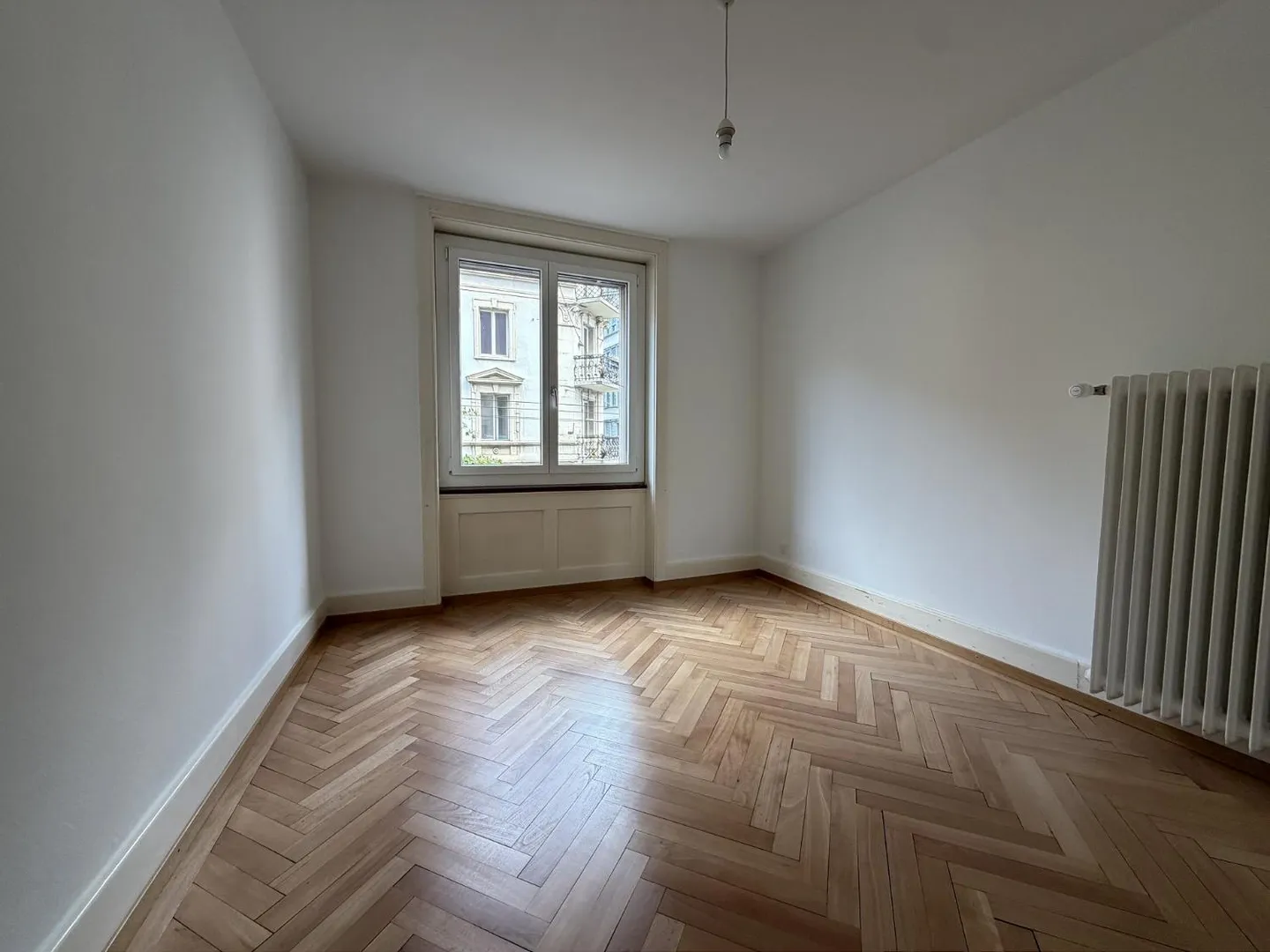 01596 - Appartement 3½ pièces - AV. BEAUREGARD 32 - FRIBOURG - Photo 4 sur 8