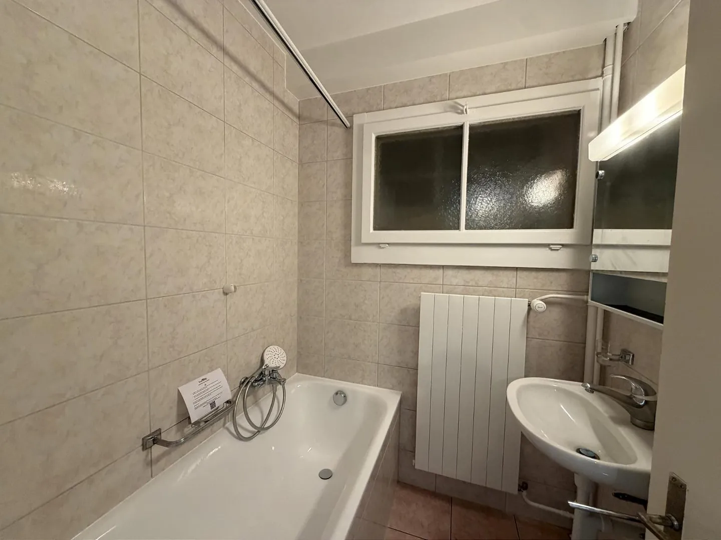 01596 - Appartement 3½ pièces - AV. BEAUREGARD 32 - FRIBOURG - Photo 7 sur 8