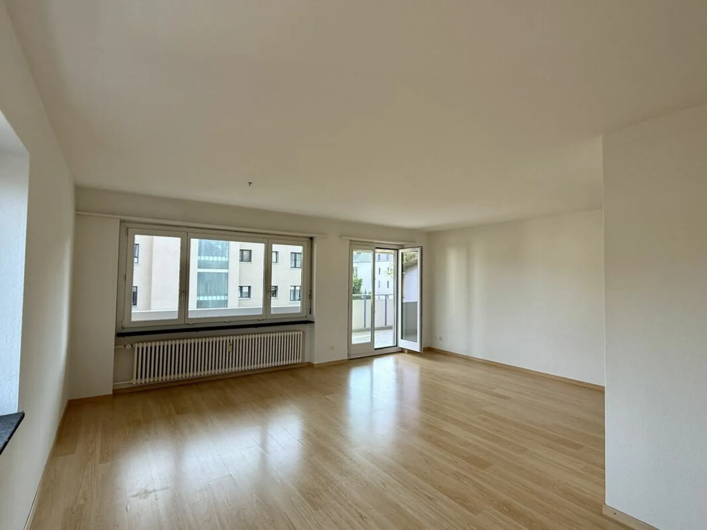 Appartement à vendre - Photo 3 sur 8