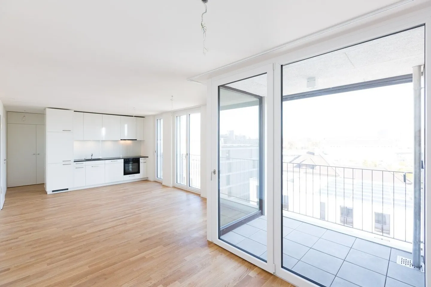 Moderne 2.5 Zimmer Wohnung - Foto 2 von 7