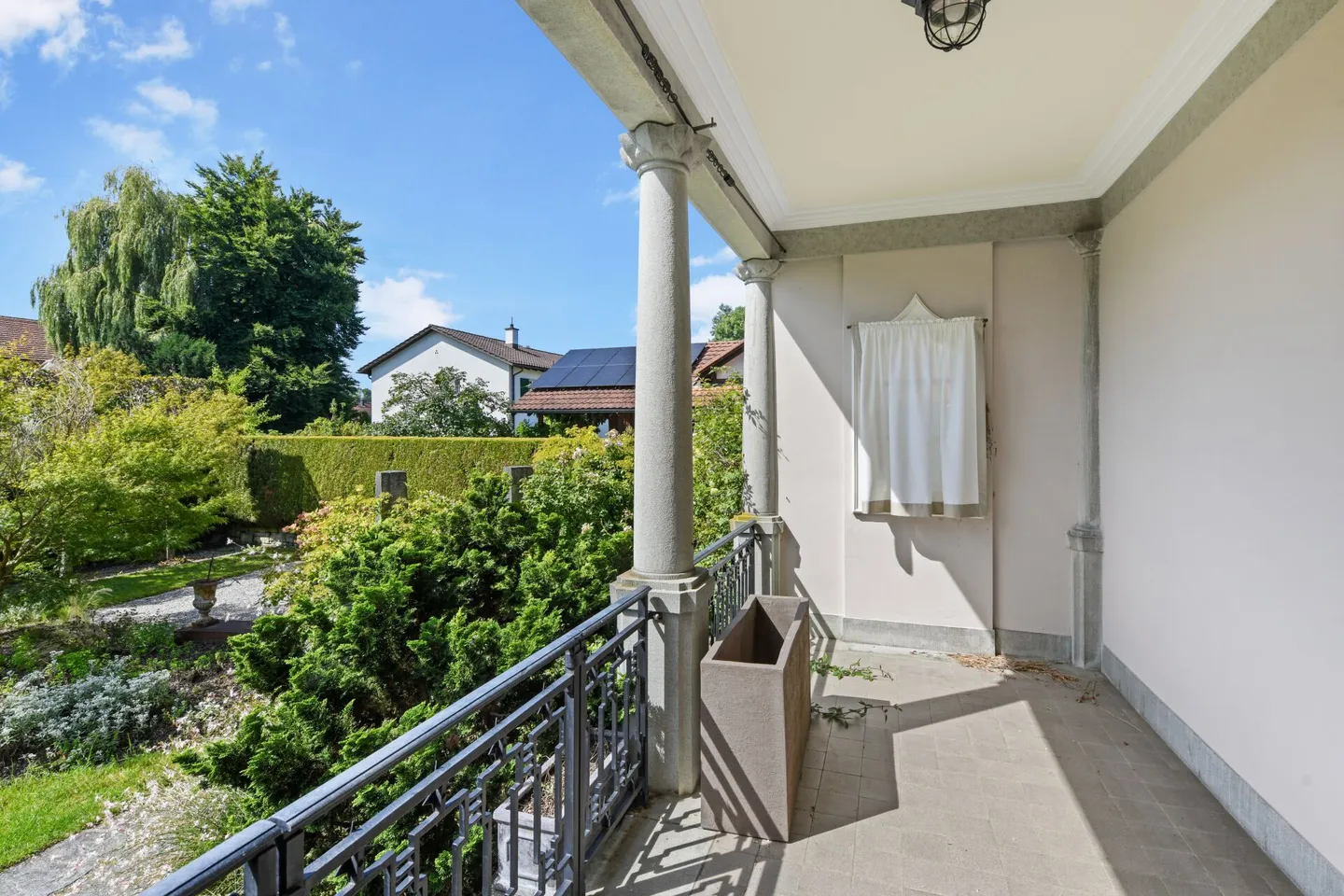 Historical Art Nouveau villa with charm, large garden and plenty of space for your living dreams - Photo 41 of 58