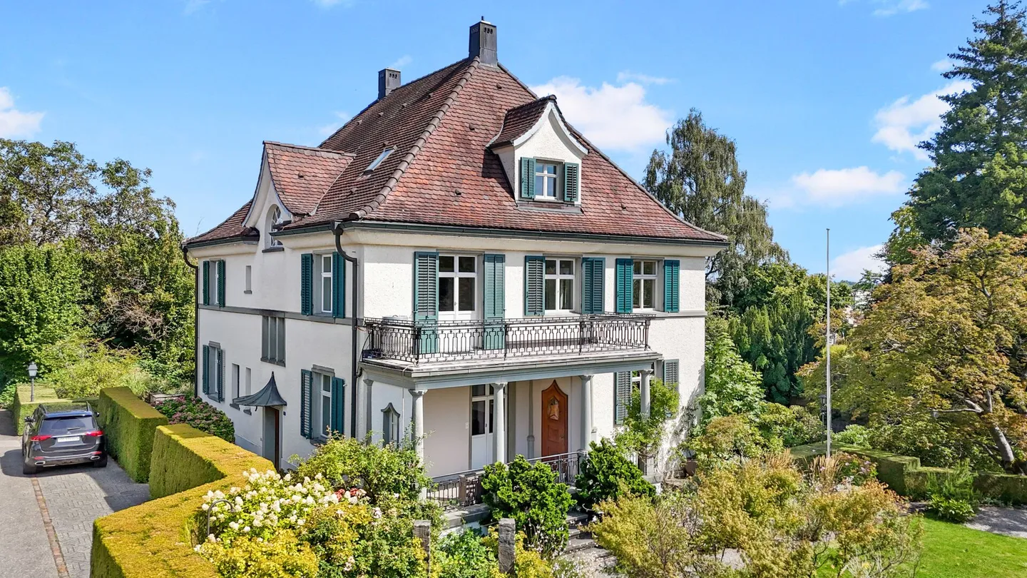 Historical Art Nouveau villa with charm, large garden and plenty of space for your living dreams - Photo 49 of 58