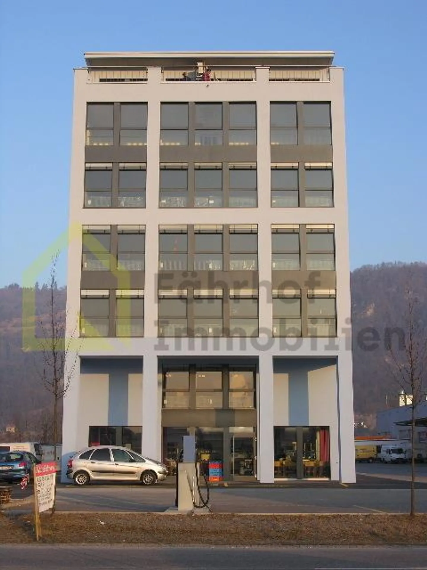 Uffici moderni e luminosi vicino all'accesso autostradale - Foto 13 di 17