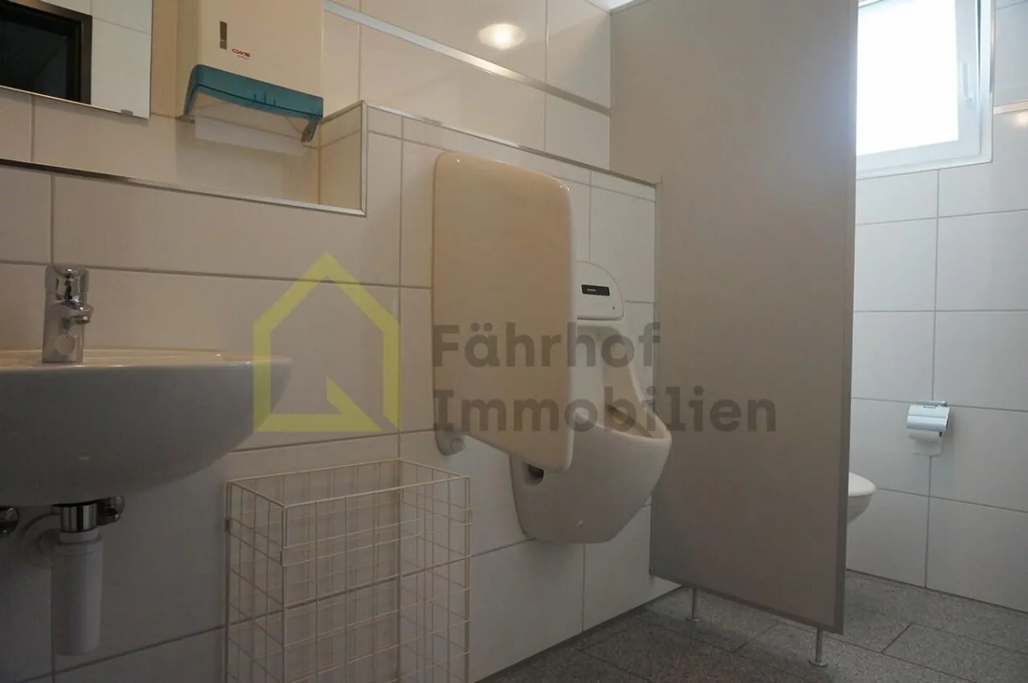 Uffici moderni e luminosi vicino all'accesso autostradale - Foto 7 di 17