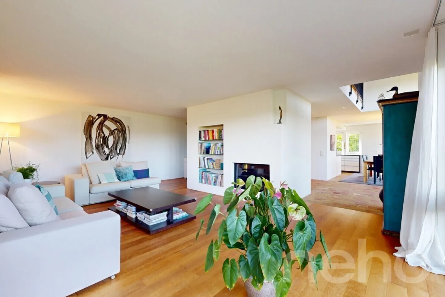 Spacious 7.5-room property with large grounds in Wettswil - Photo 3 of 12