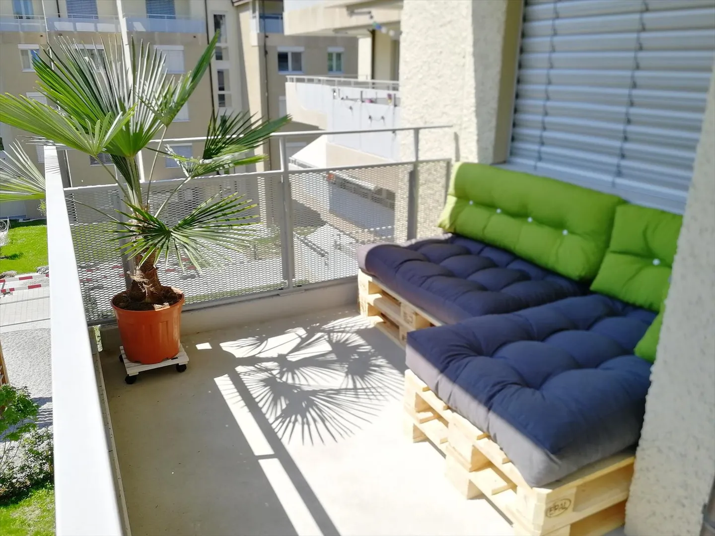 Ici, quelque chose vous attend ! Magnifique appartement en attique vous attend ! - Photo 6 sur 6