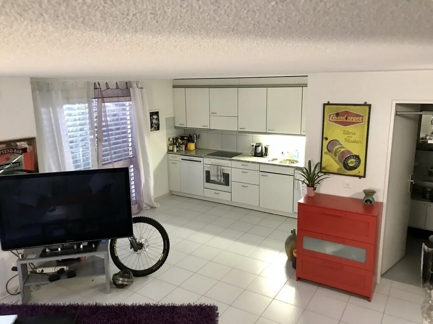 Wohnung mieten - Foto 2 von 9