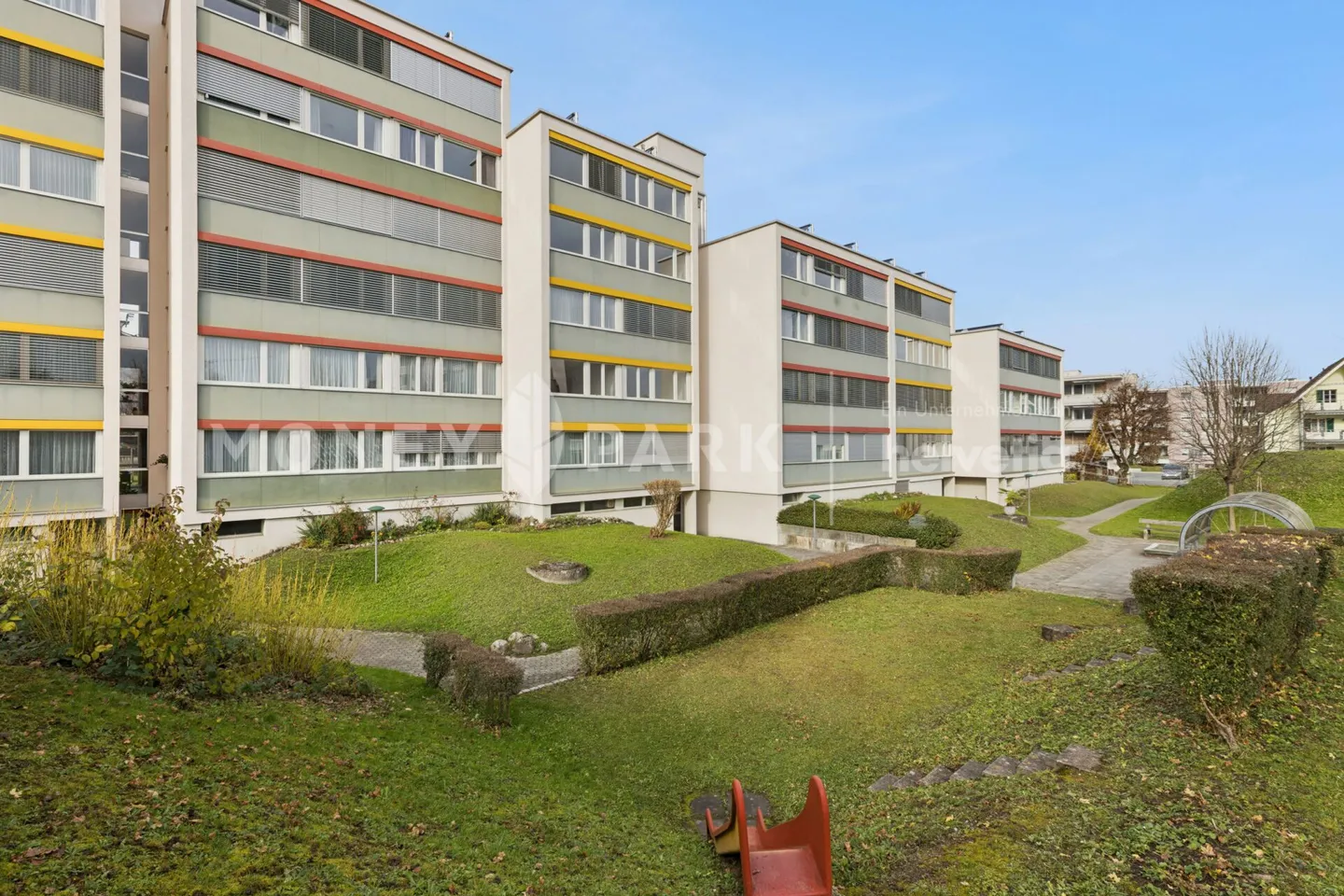 3.5-Room Apartment in Central Location - Photo 1 of 11