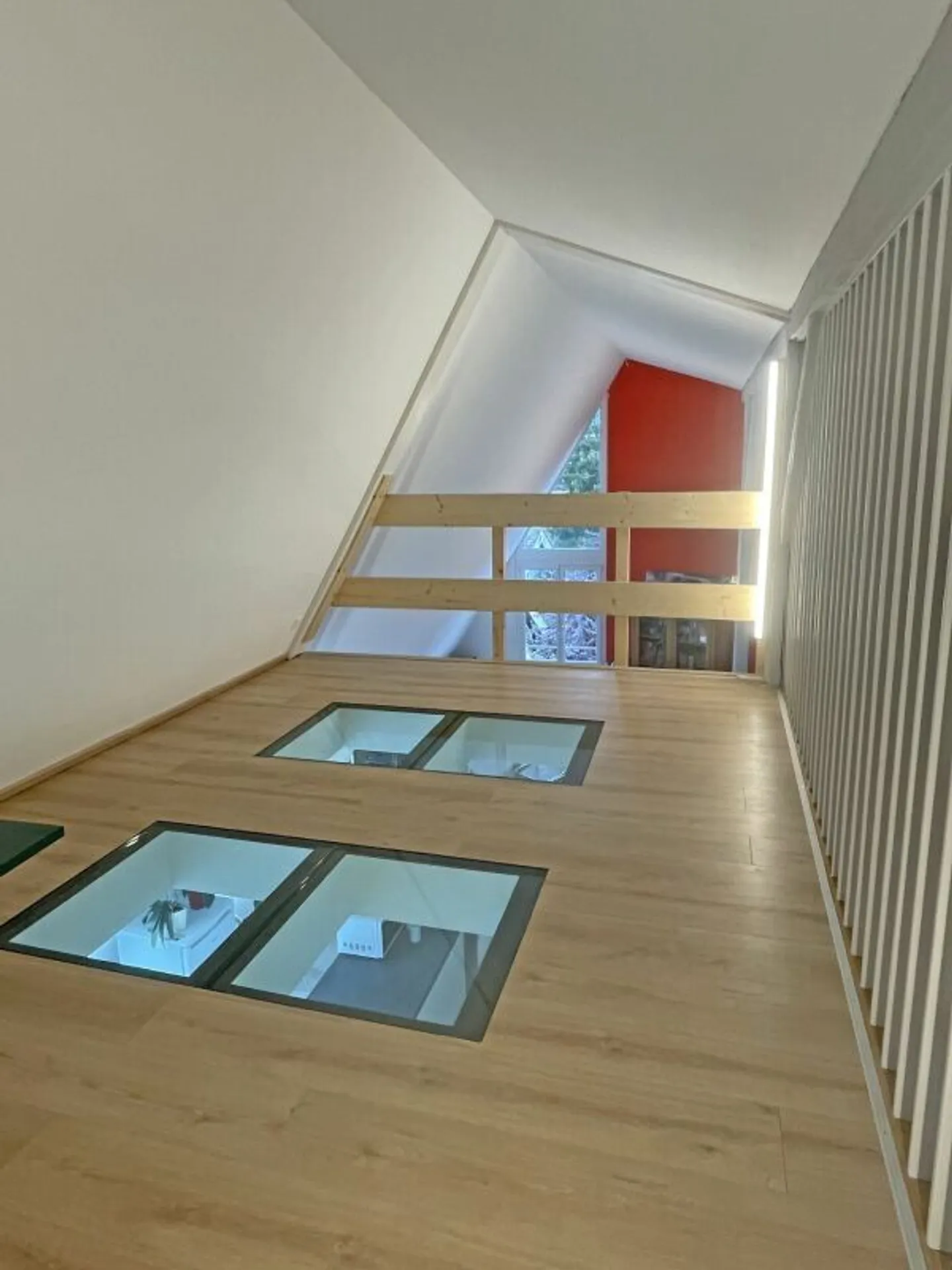 Attractive residential and commercial building in a good location - Photo 11 of 15