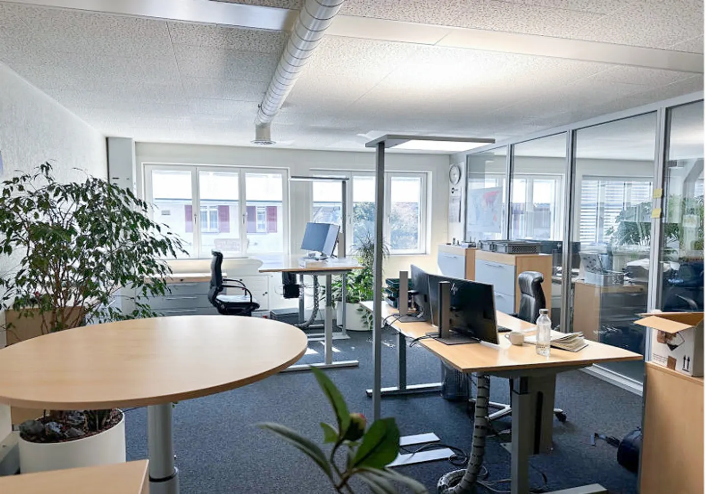 Moderne Bürofläche in zentraler Lage - Foto 3 von 9
