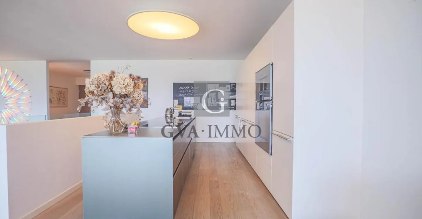 Luxury Apartment with Lake View - Photo 1 of 6
