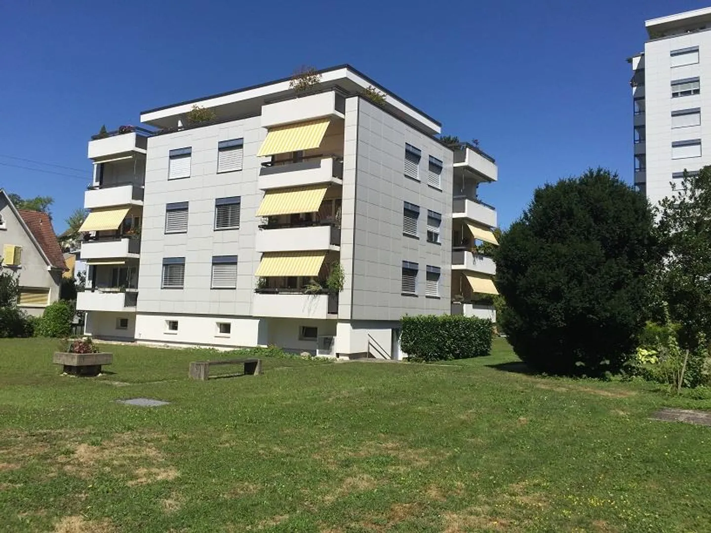 Appartamento accogliente con 4 stanze in affitto vicino a Grün 80 - Foto 1 di 8