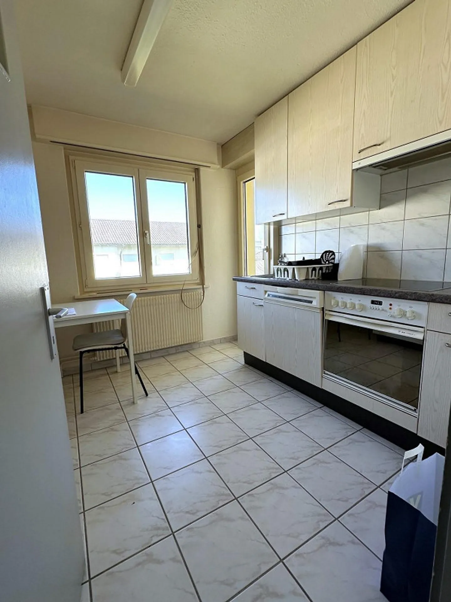 Vue sur le Pilatus à un prix équitable à Emmen ! - Photo 6 sur 8