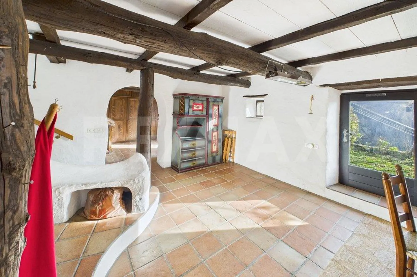 Casa del centro del villaggio con giardino e vista sul verde - Foto 10 di 13