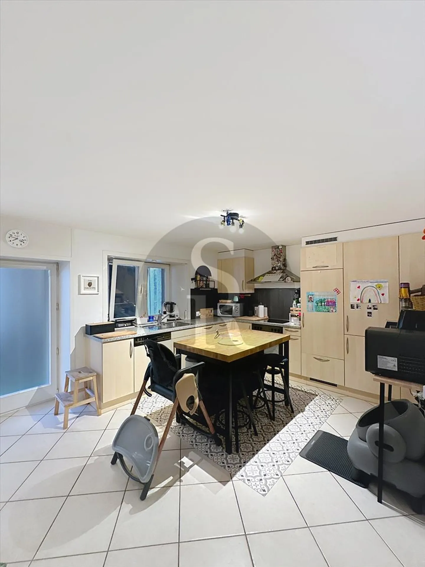 3.5 Room Apartment - Photo 1 of 8