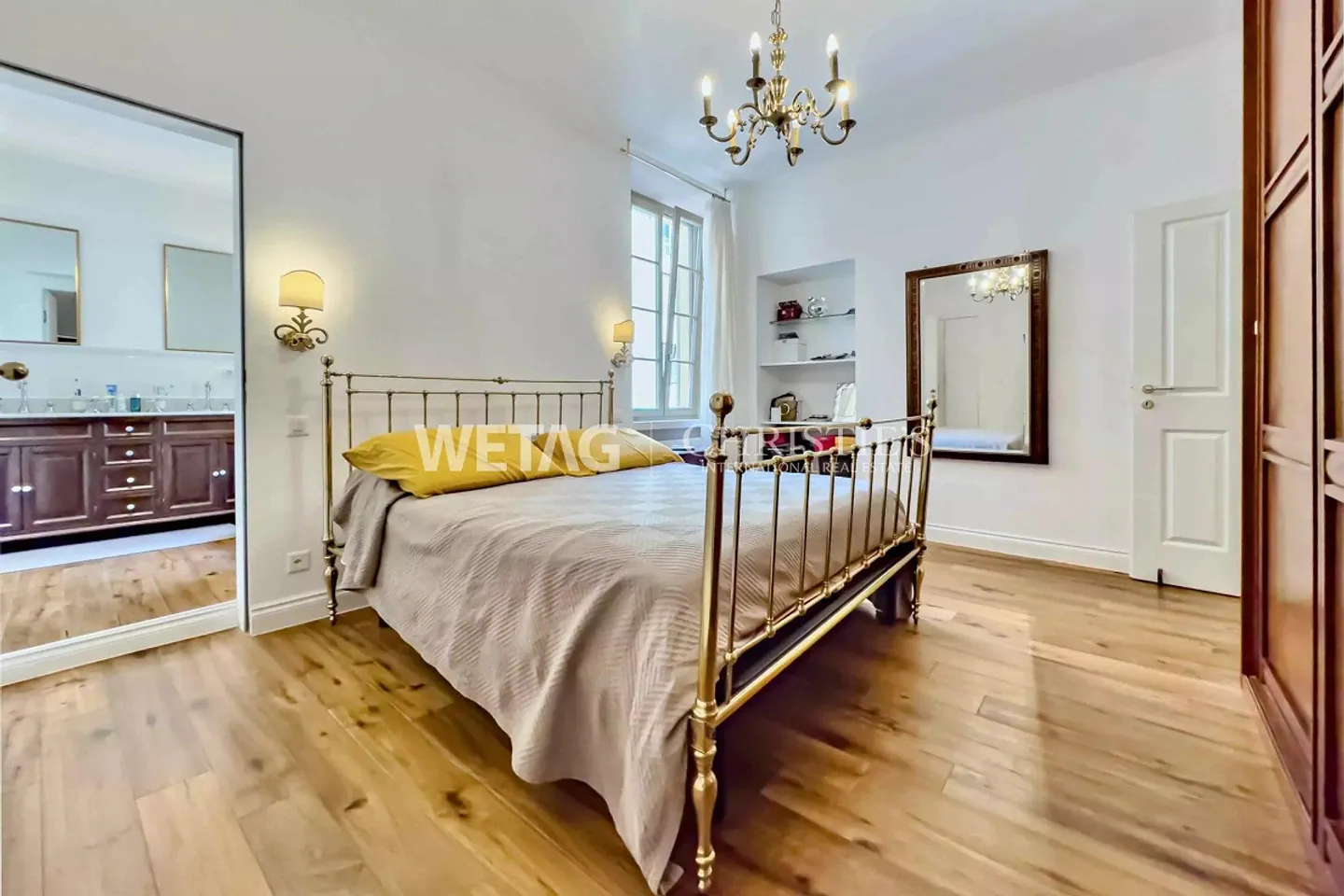 Appartement Duplex-Penthouse Élégant à Vendre dans le Centre Historique de Lugano - Photo 6 sur 11
