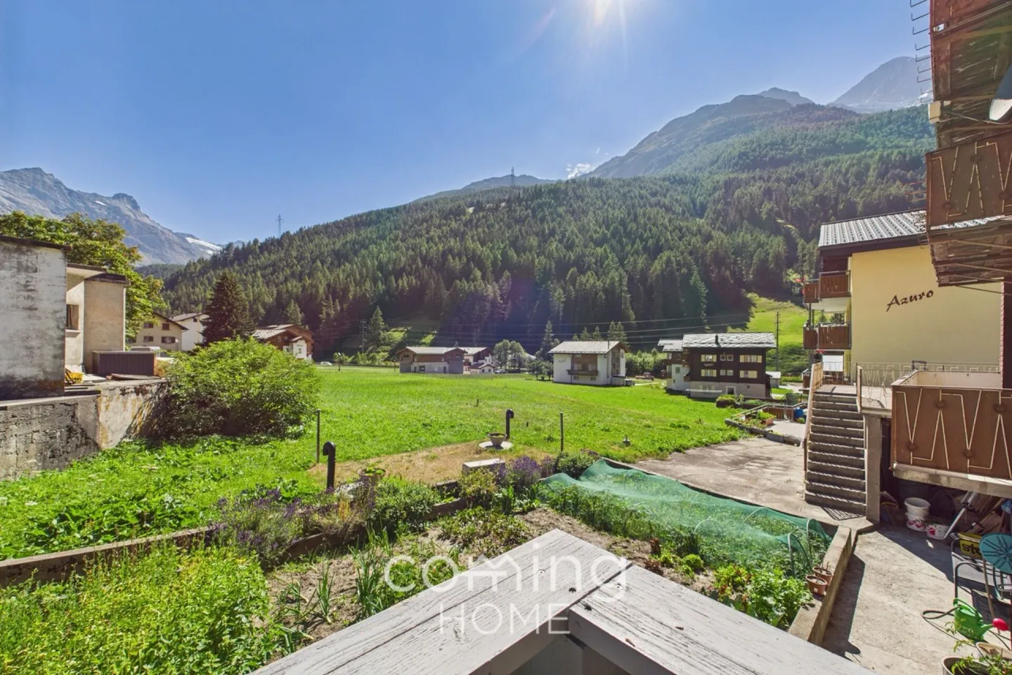 Central 2.5-room apartment with separate studio in Saas-Grund - versatile and high-yield - Photo 11 of 12