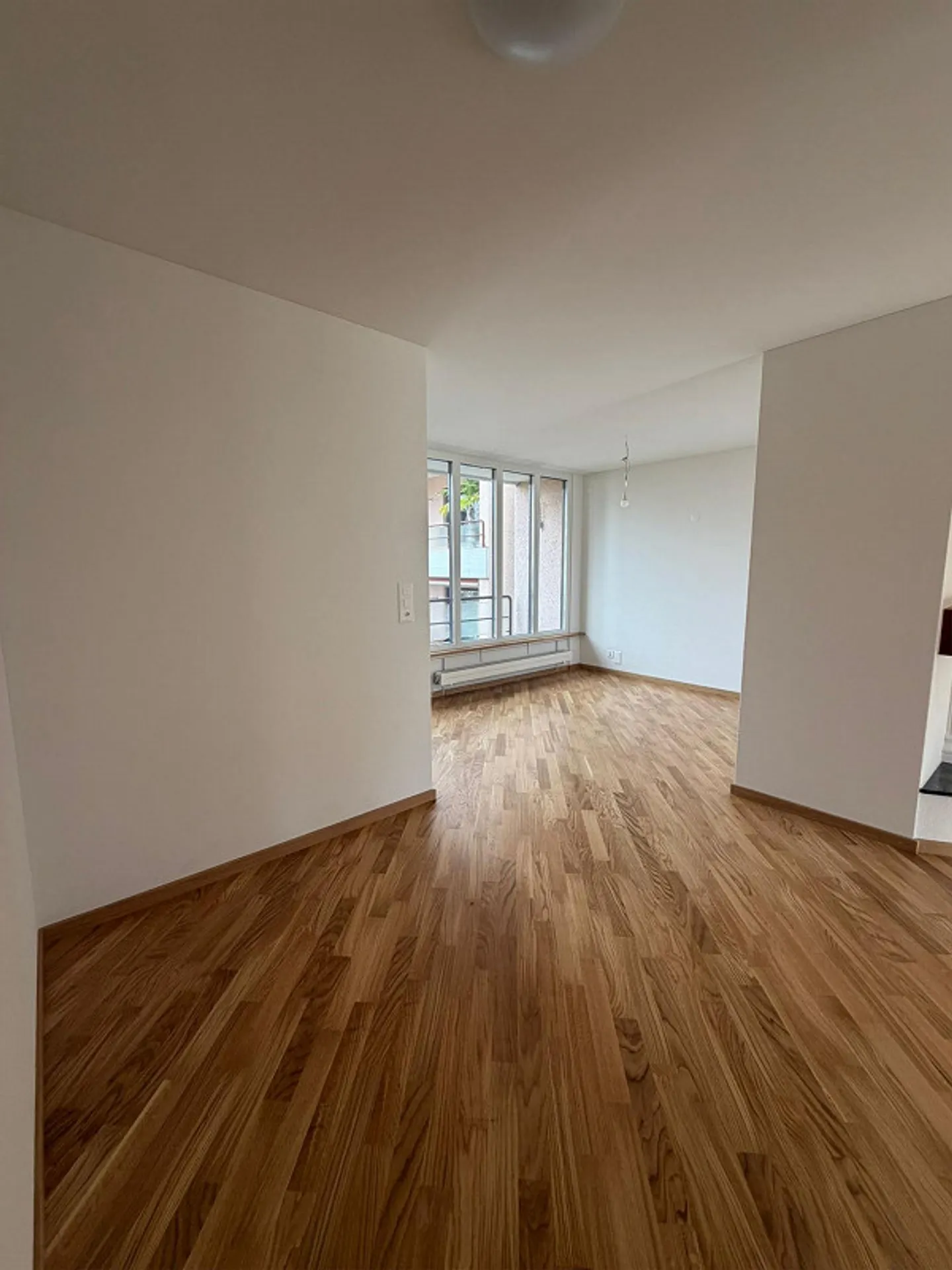 Modernes 3.5-Zimmer-Apartment - Foto 1 von 14