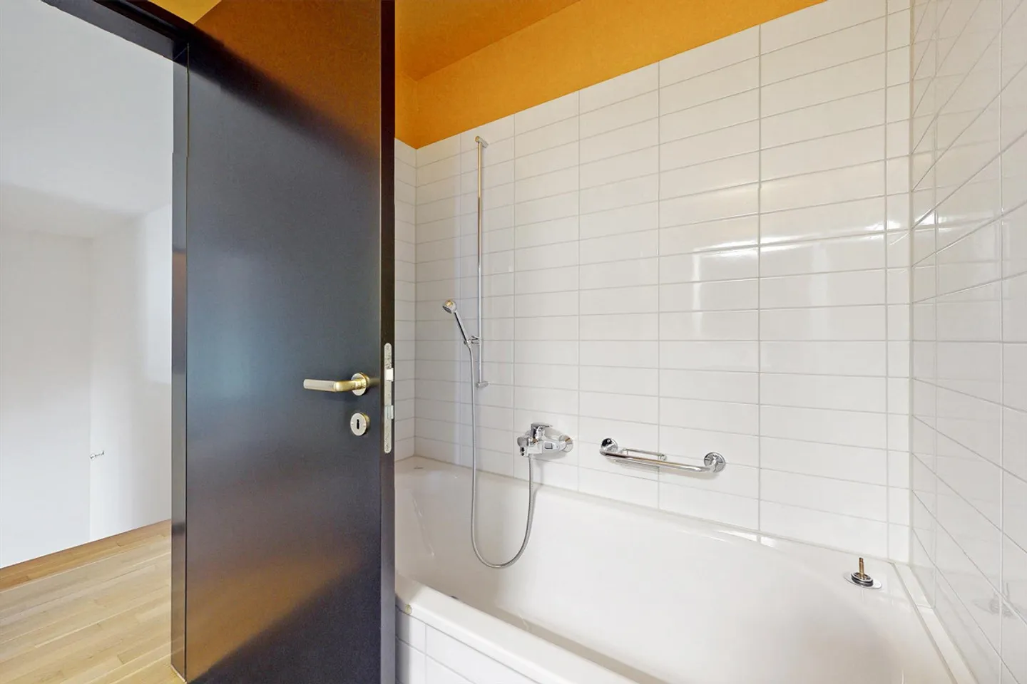 Exclusive apartment in a quiet residential area! - Photo 11 of 13