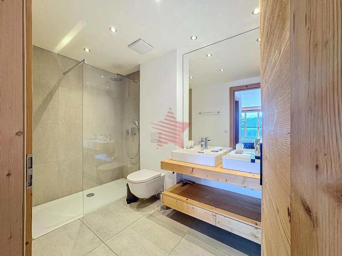Magnificent 4.5-room apartment built in 2016 - Photo 7 of 10
