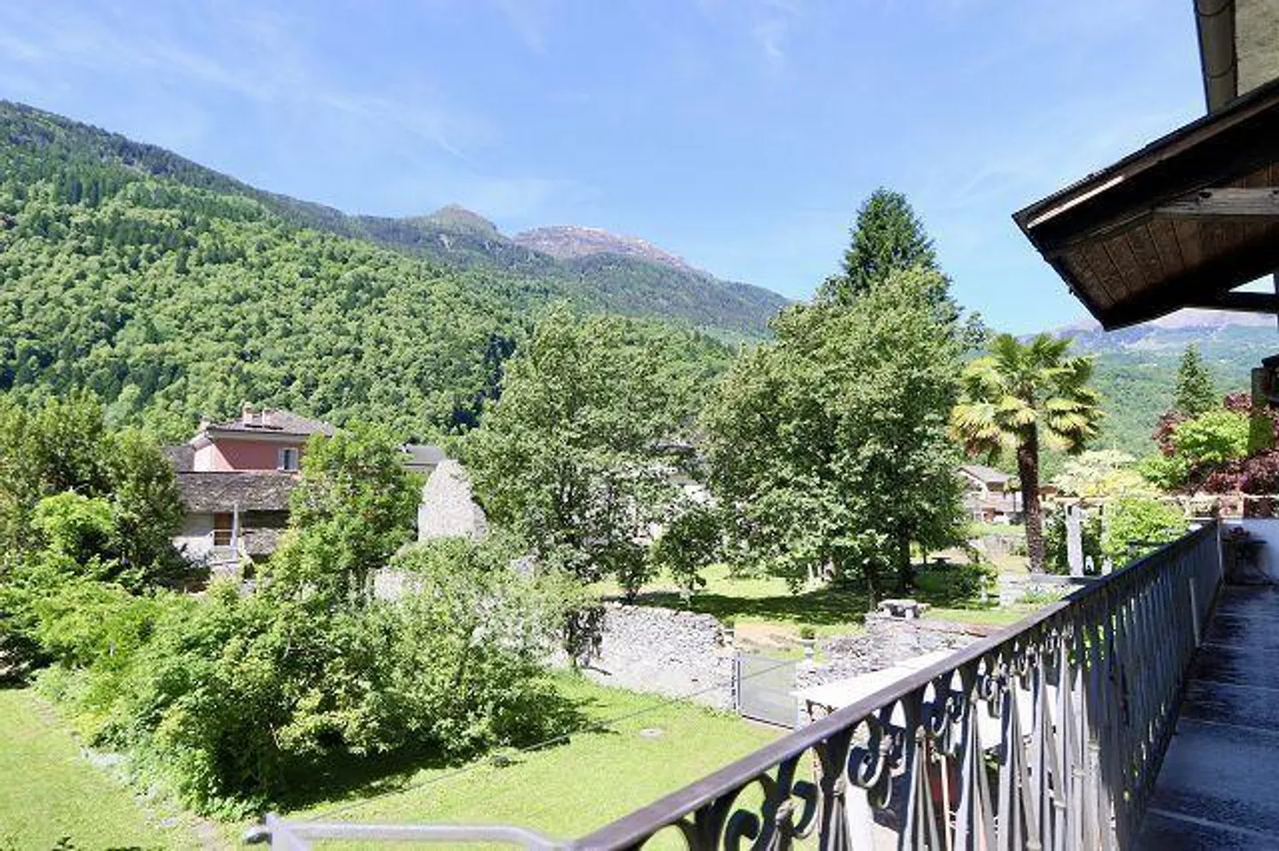 casa ticinese di 3 1/2 loc. molto tranquilla, soleggiata e bella vista» - Foto 17 di 23