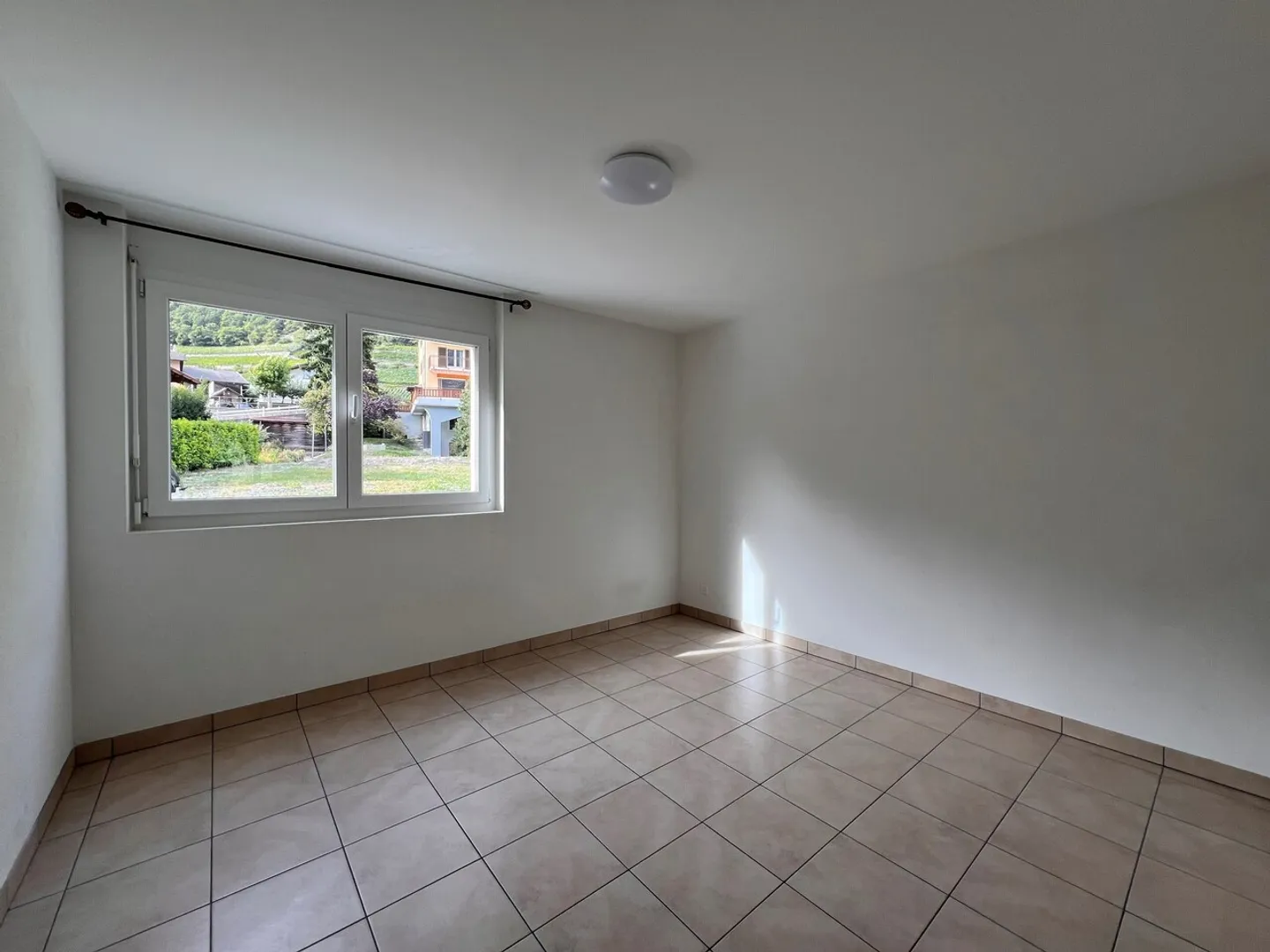 Wunderschöne Wohnung mit Terrasse und Garten in Leytron - Foto 8 von 13