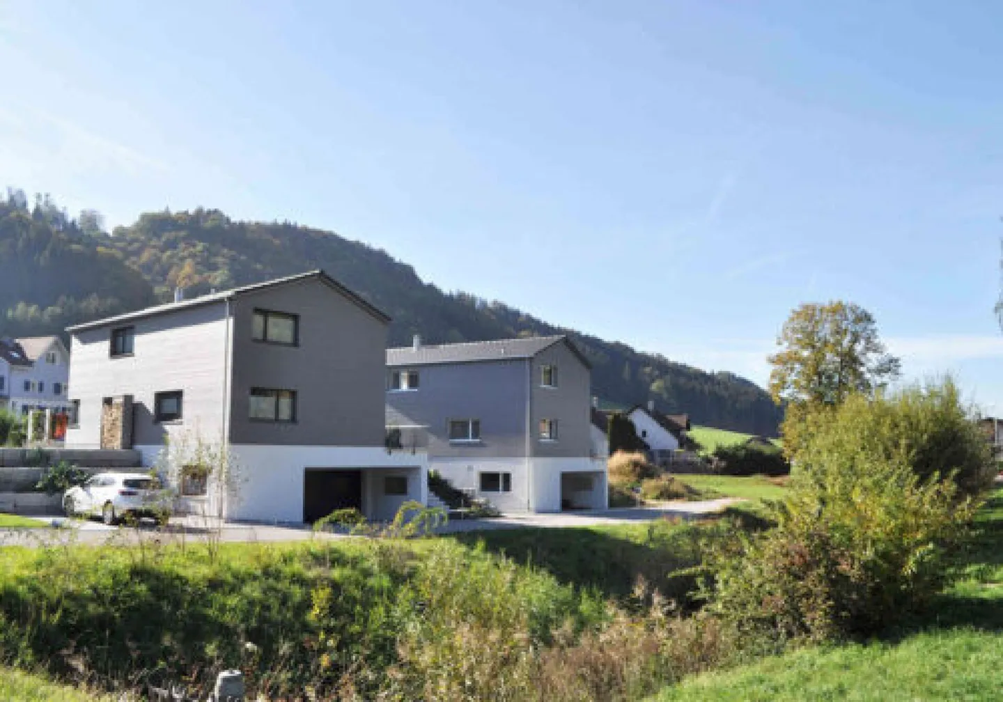 Modernes Minergie-Einfamilienhaus - Foto 3 von 9