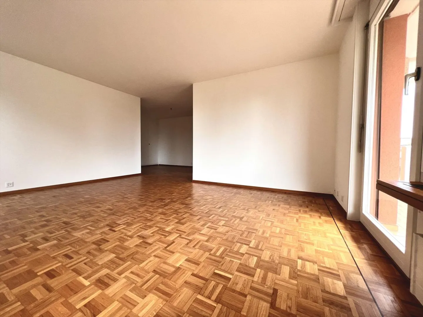 Beautiful, spacious and renovated 3.5-room apartment, 2 steps from CHUV - Photo 8 of 13