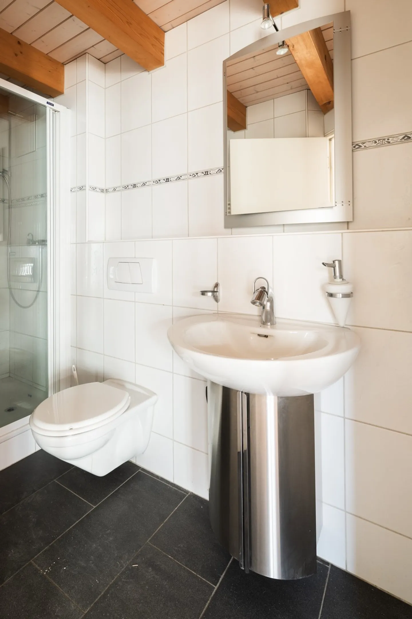 Proprietà nel centro storico con panetteria e appartamento duplex con terrazza sul tetto - Foto 15 di 19