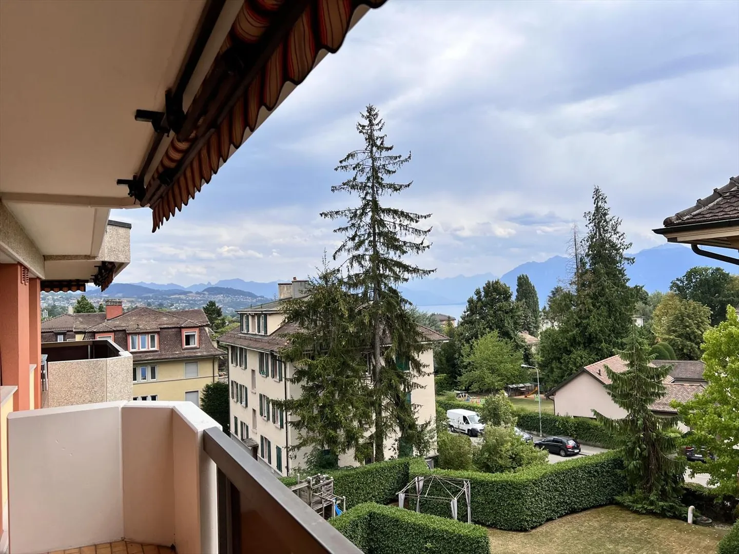 Beautiful, spacious and renovated 3.5-room apartment, 2 steps from CHUV - Photo 11 of 13