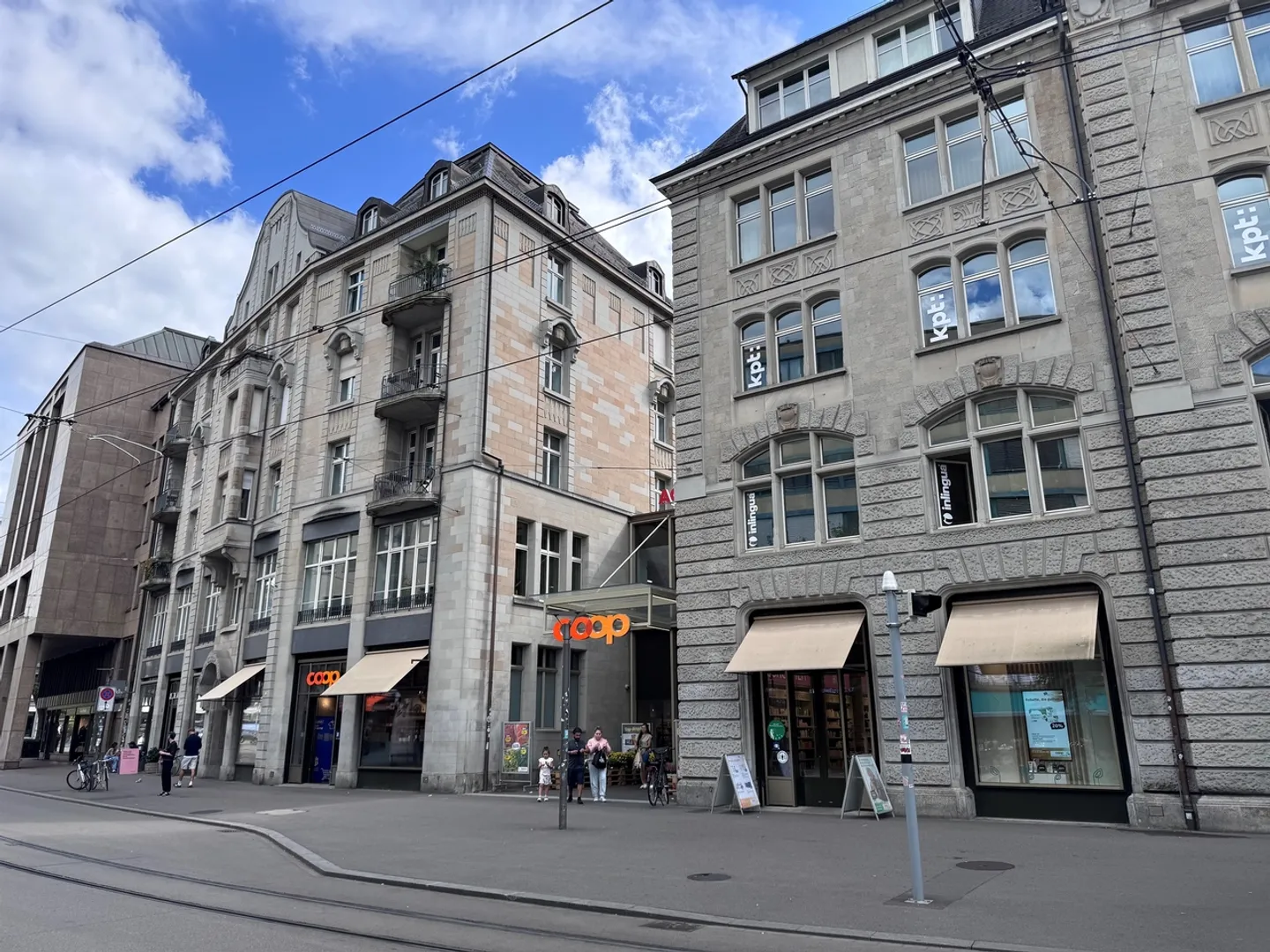 Parkplatz in Zürich - Foto 1 von 1