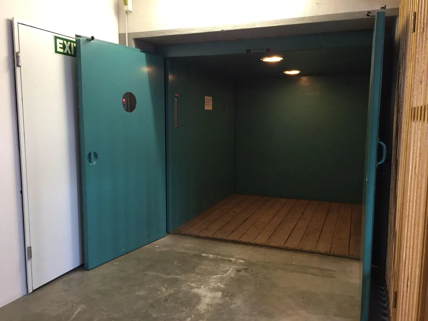 Storage Room NEUHOF. - Photo 2 of 8